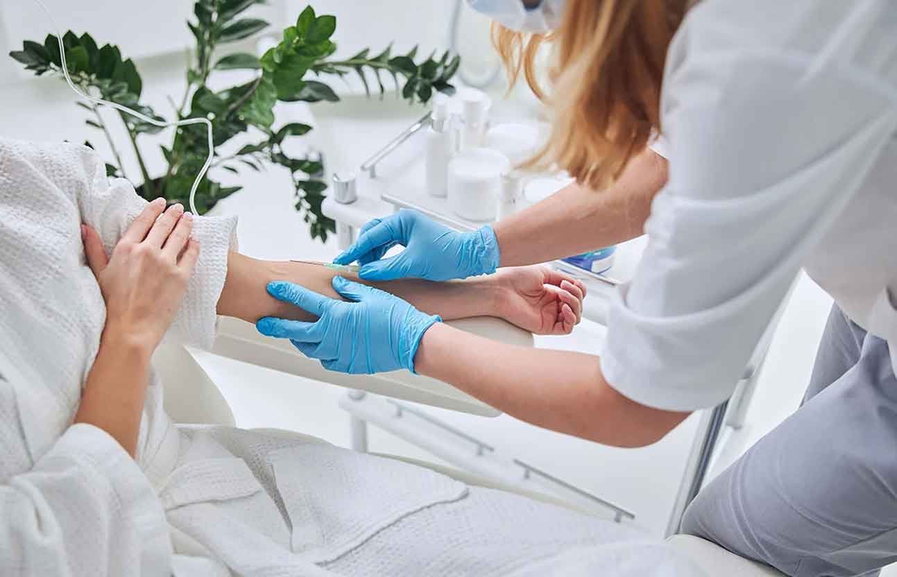 لماذا يتحدث الجميع عن العلاج بالأوزون؟
